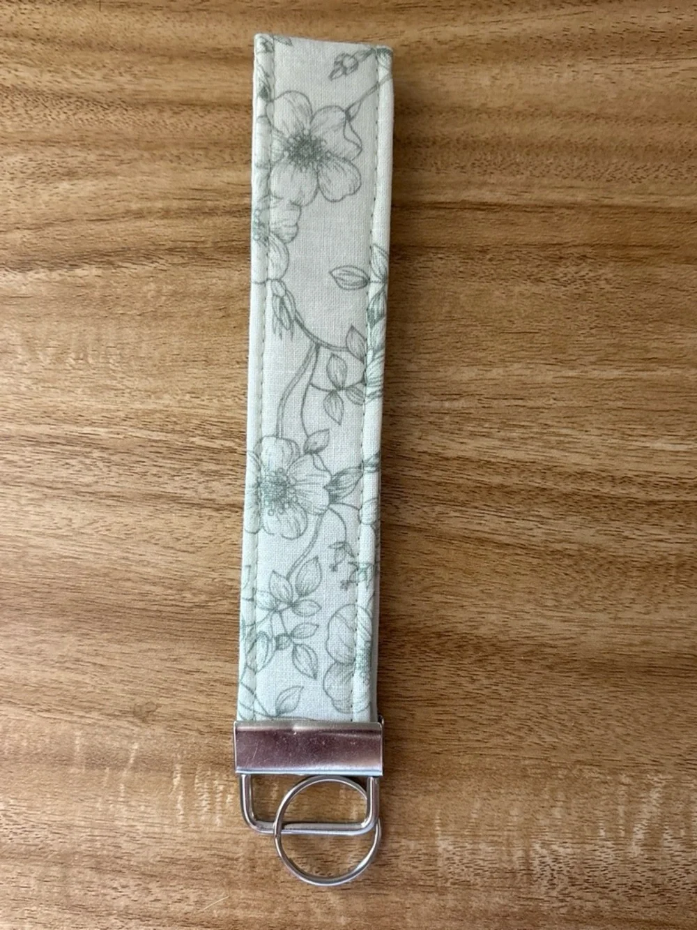 Floral Wristlet Key & Card Holder in Light Cream